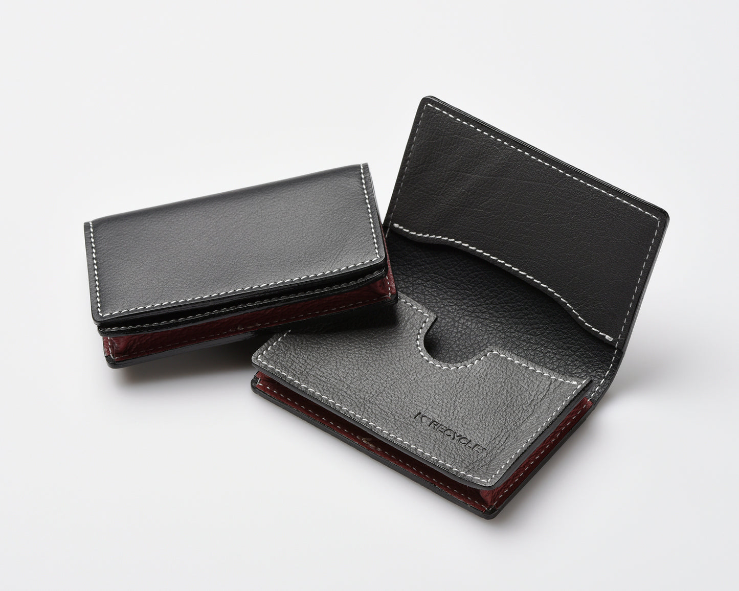 自動車革シートを再生 リサイクルレザー名刺入れ