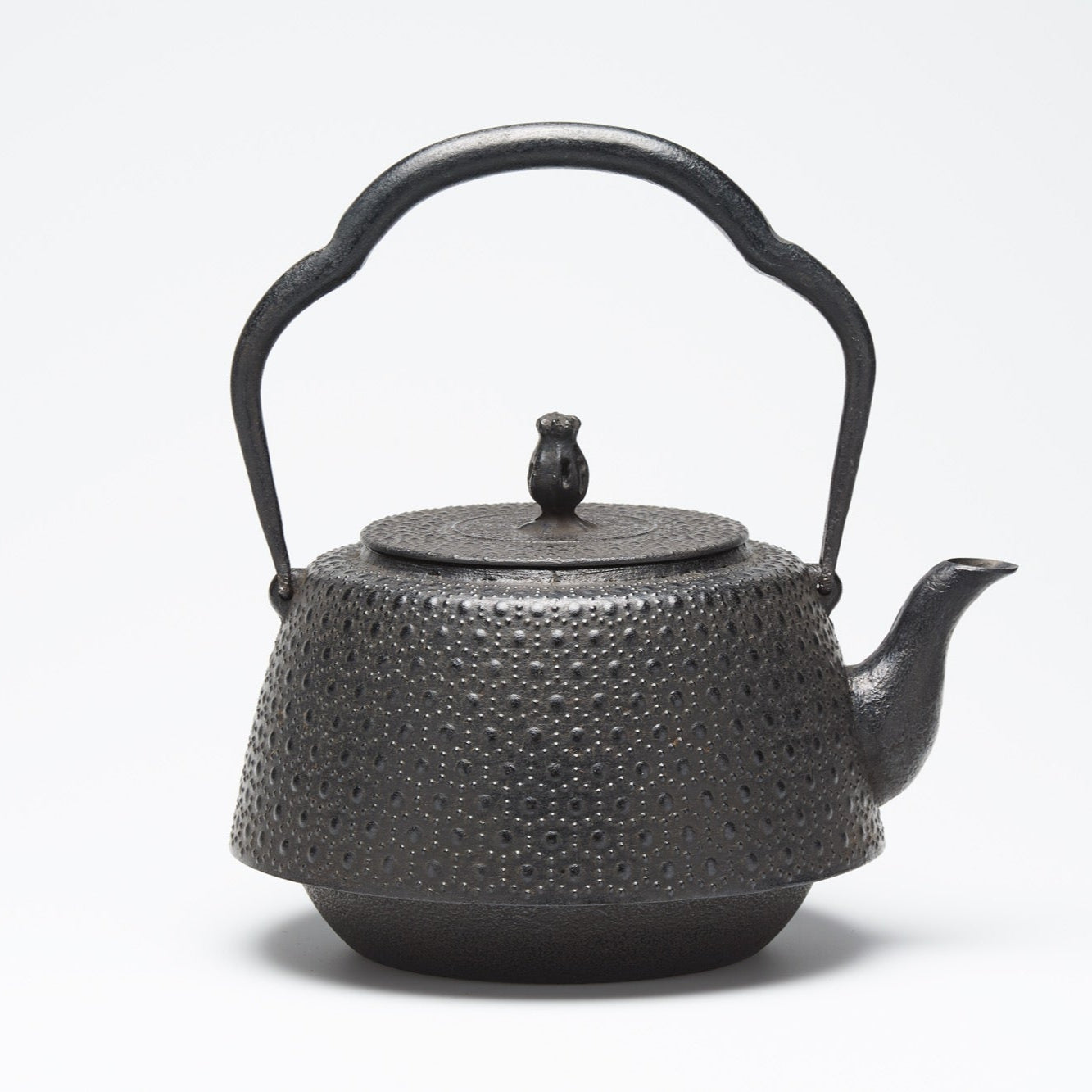 リサイクル南部鉄瓶 九重型 1.6L 亀甲模様