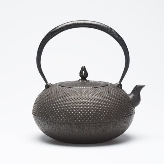 リサイクル南部鉄瓶 平丸型 1.6L 霰模様