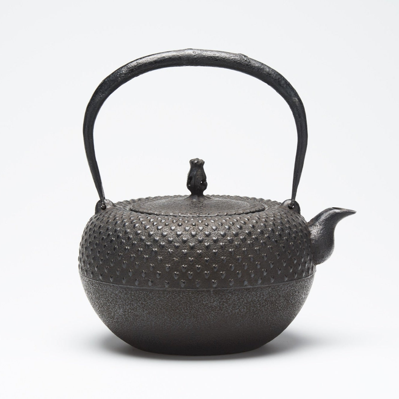 リサイクル南部鉄瓶 鉄鉢型 1.8L ハート霰模様