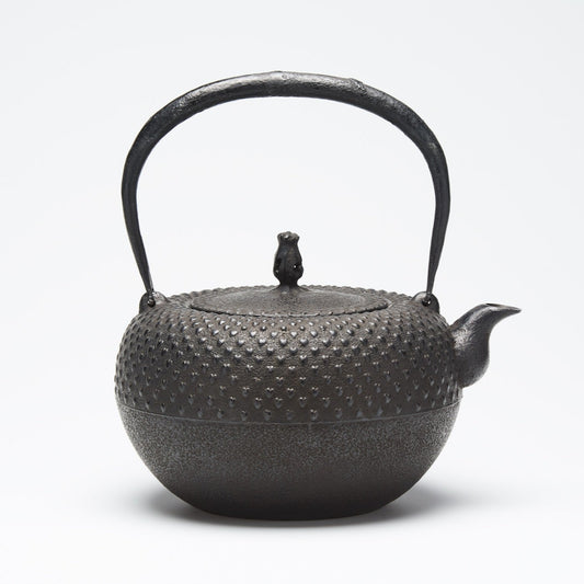 リサイクル南部鉄瓶 鉄鉢型 1.8L ハート霰模様