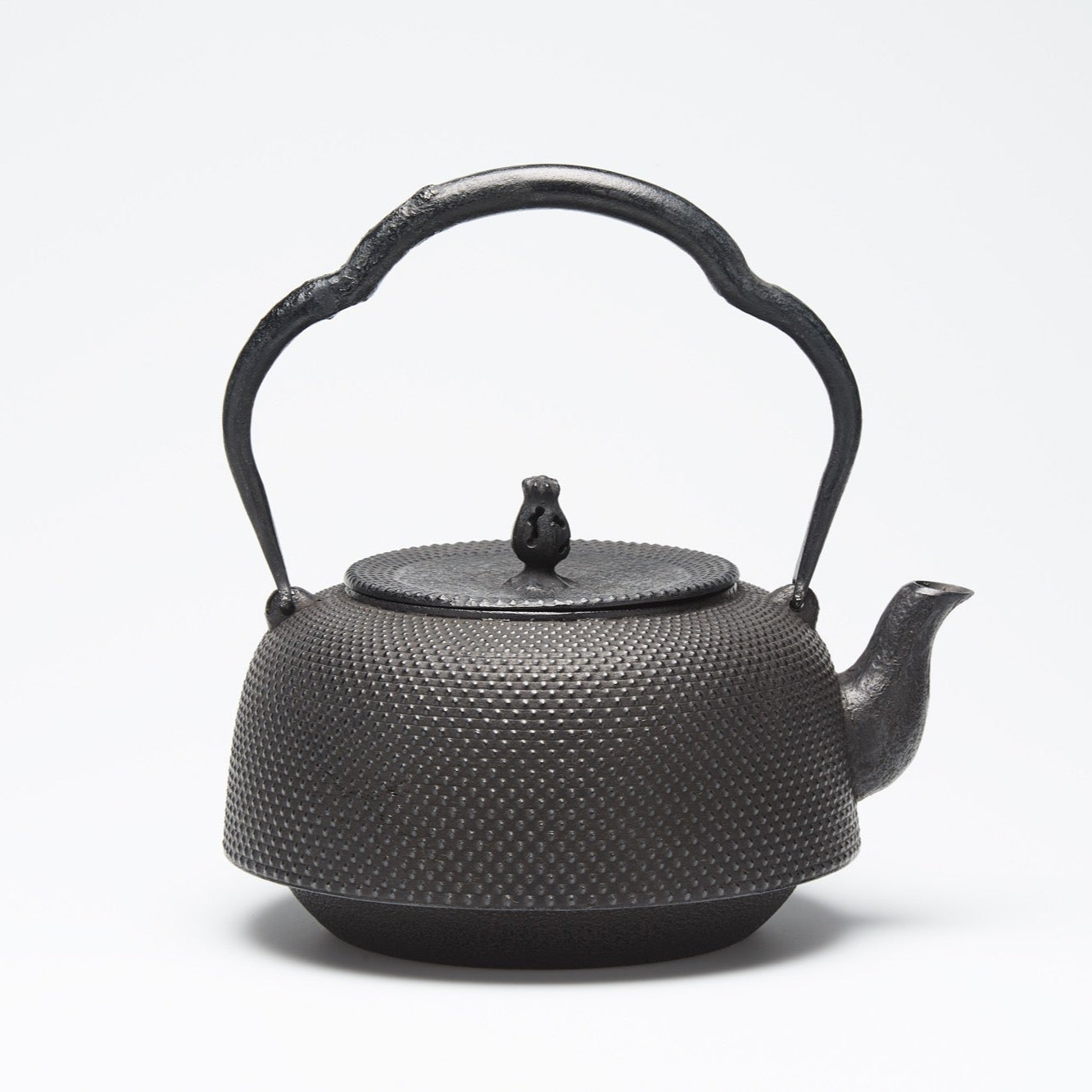 リサイクル南部鉄瓶 万代型 1.6L 霰模様