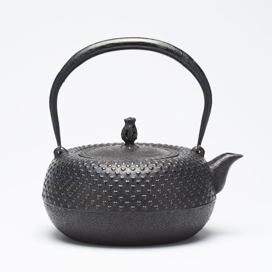 リサイクル南部鉄瓶 平鉄鉢型 1.4L ハート霰模様