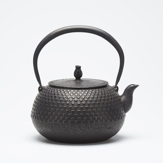 リサイクル南部鉄瓶 珠玉型 1.6L ハート霰模様