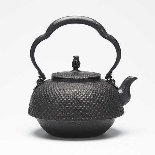 リサイクル南部鉄瓶 尾垂型 1.8L 星霰模様