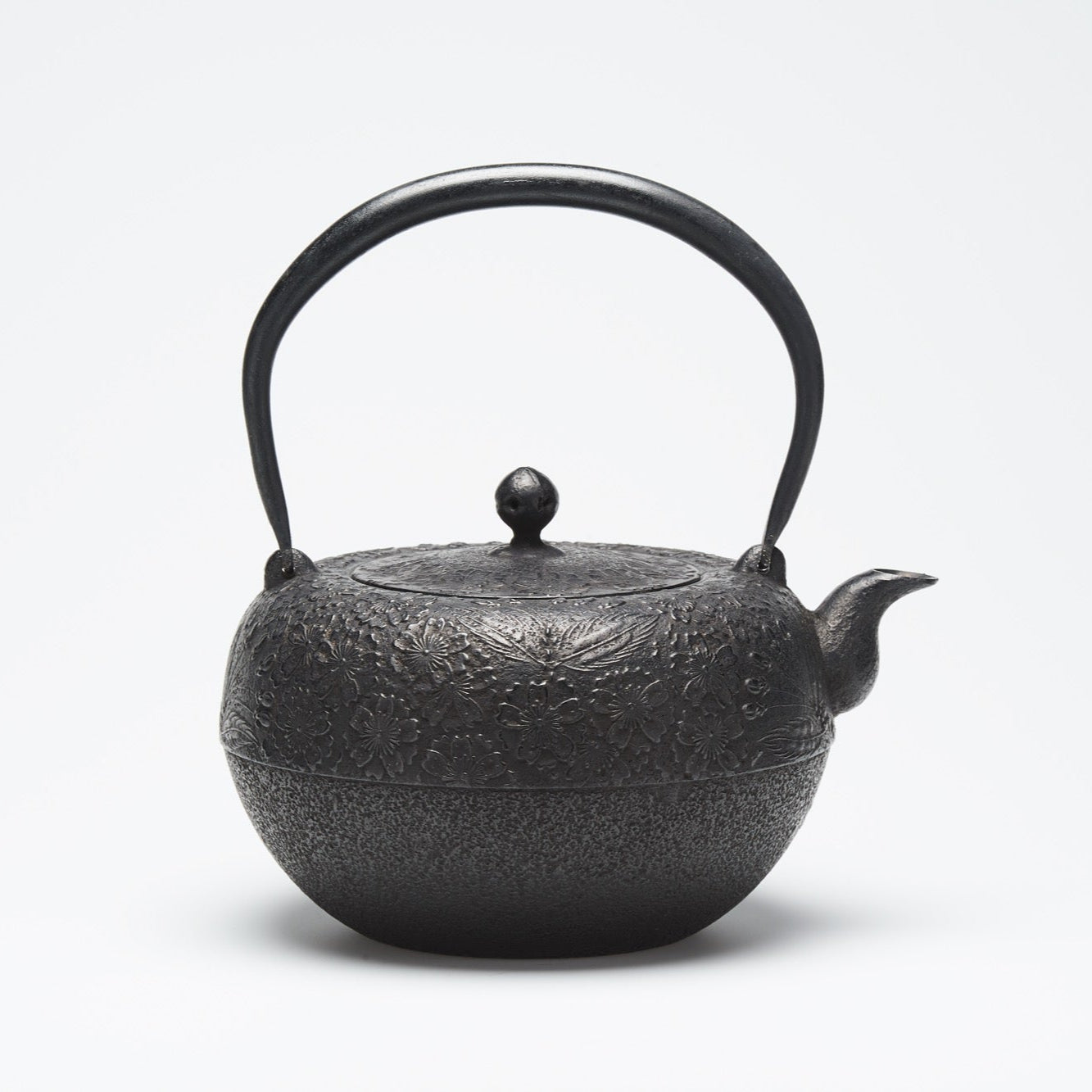 リサイクル南部鉄瓶 鉄鉢型 1.8L 桜模様