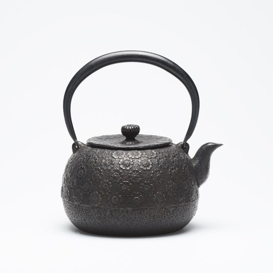 リサイクル南部鉄瓶 珠玉型 1.0L 小桜模様