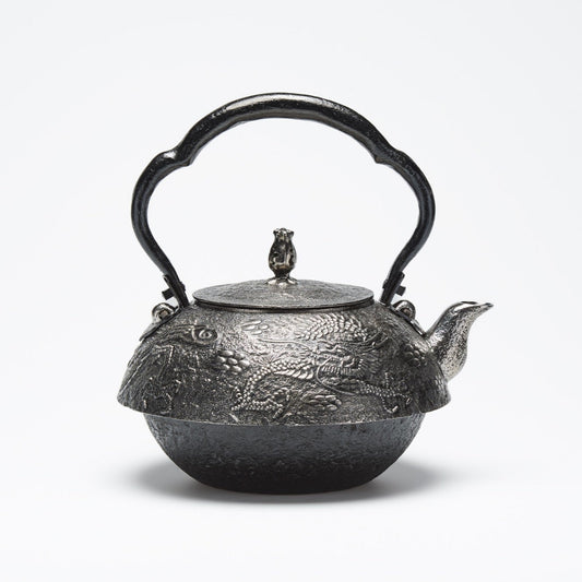 リサイクル南部鉄瓶 砂鉄 千鳥型 1.6L 雲龍模様