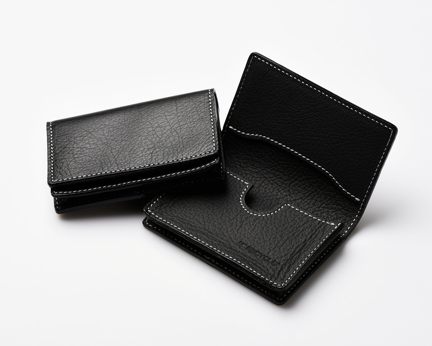 自動車革シートを再生 リサイクルレザー名刺入れ