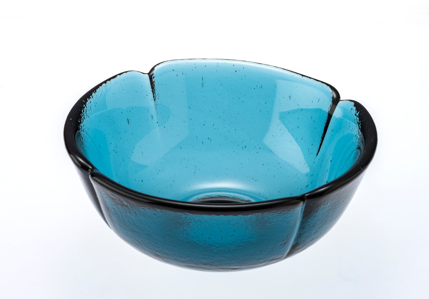 自動車ガラスを再生 リサイクル花形小皿